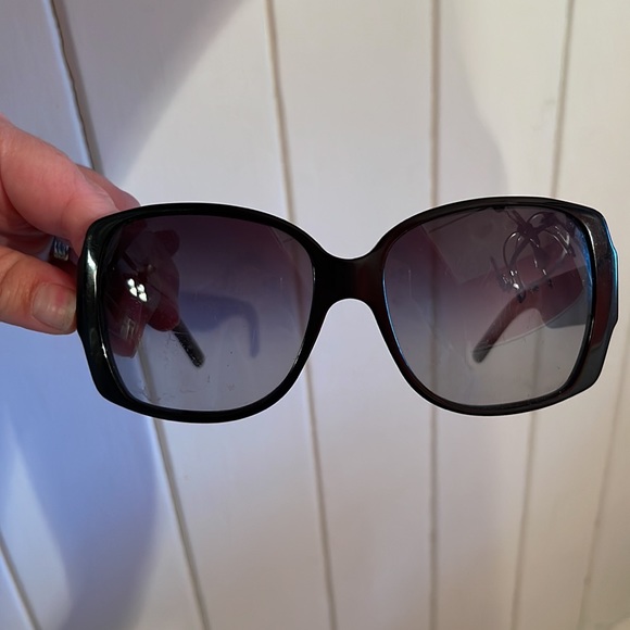 Burberry Sunglasses - Picture 2 of 5